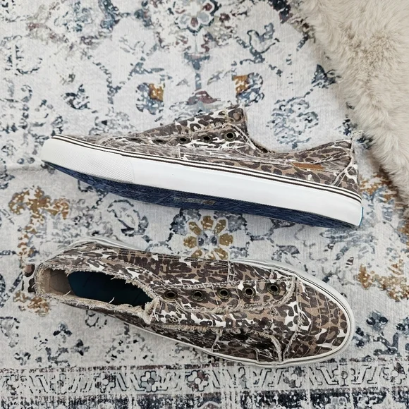 Blowfish Play Natural Lion Leopard Print Canvas Low Top Sneaker Women US 10 - Picture 5 of 9